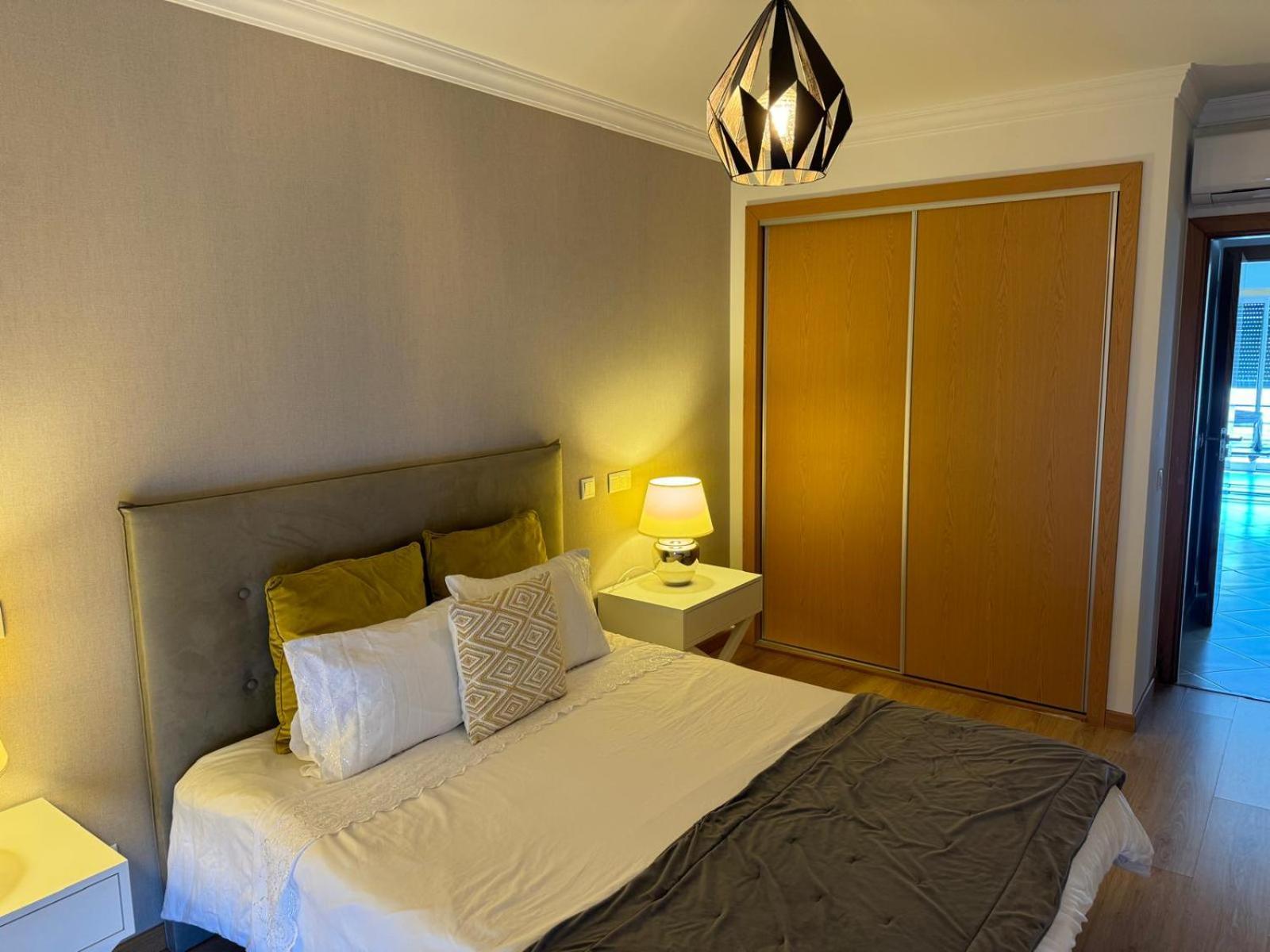 Modern 2 Bed Apartment 5Km Carvoeiro Лагоа Екстериор снимка