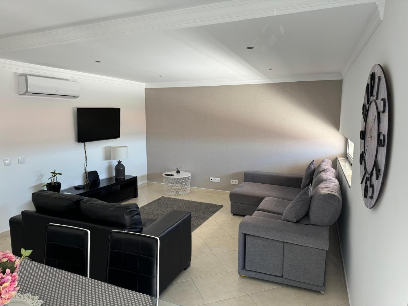 Modern 2 Bed Apartment 5Km Carvoeiro Лагоа Екстериор снимка